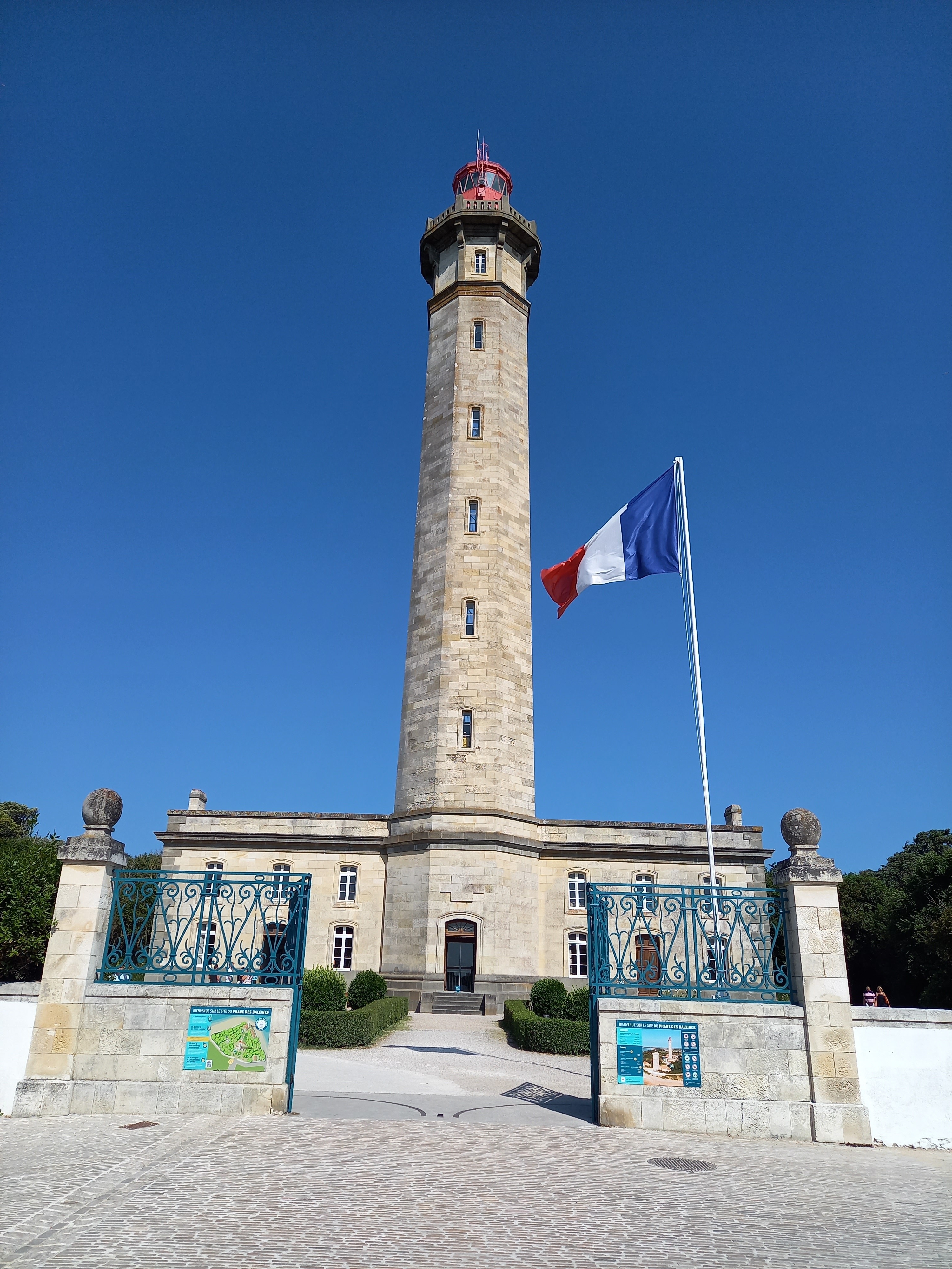 Le phare des baleines