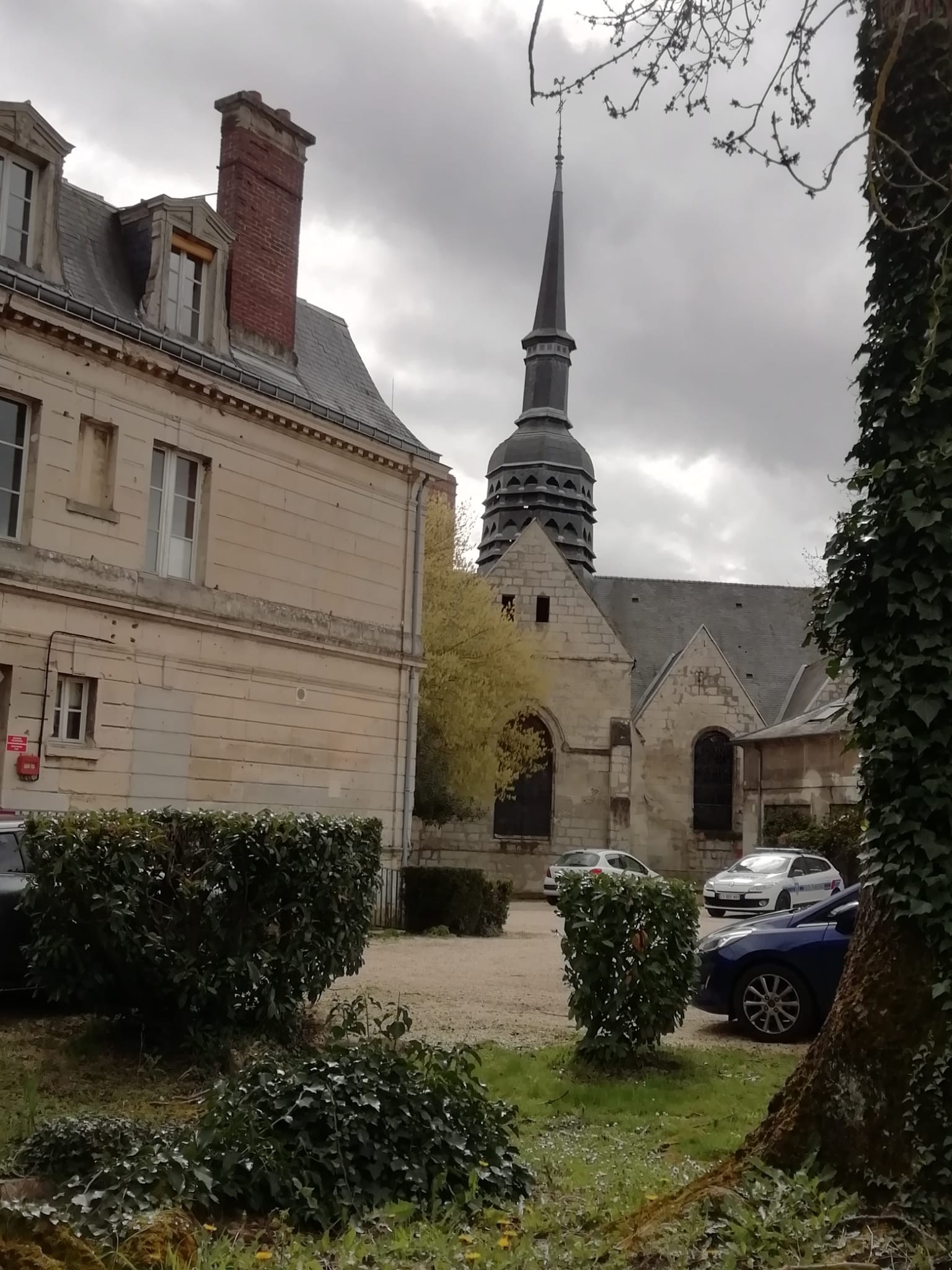 Vue sur l'église St Nicolas